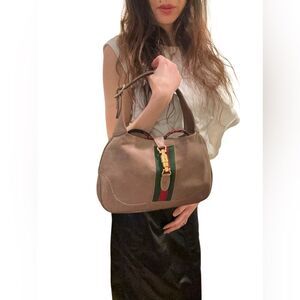 Gucci Jackie Tan Suede Hobo Bag with Green and Red Stripe piston lock